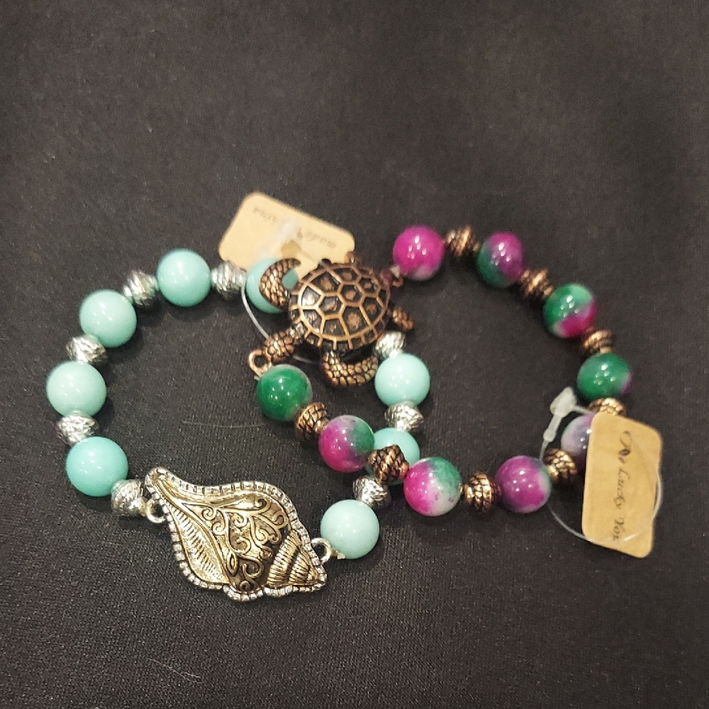 NWT Gemstone Bracelet Set with Turtle and Seashell Charms - Picture 2 of 7
